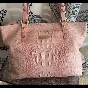 Meet your Posher, Ronisha